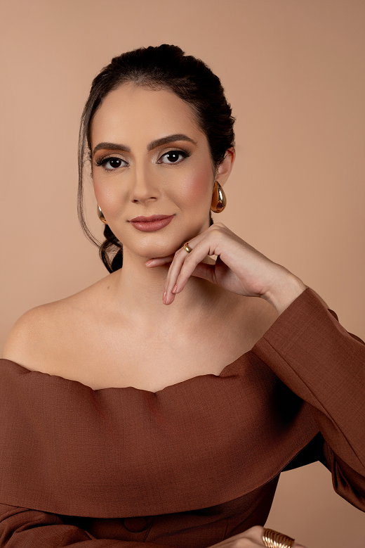 Dra. Rhaquel Viegas | Dermatologista